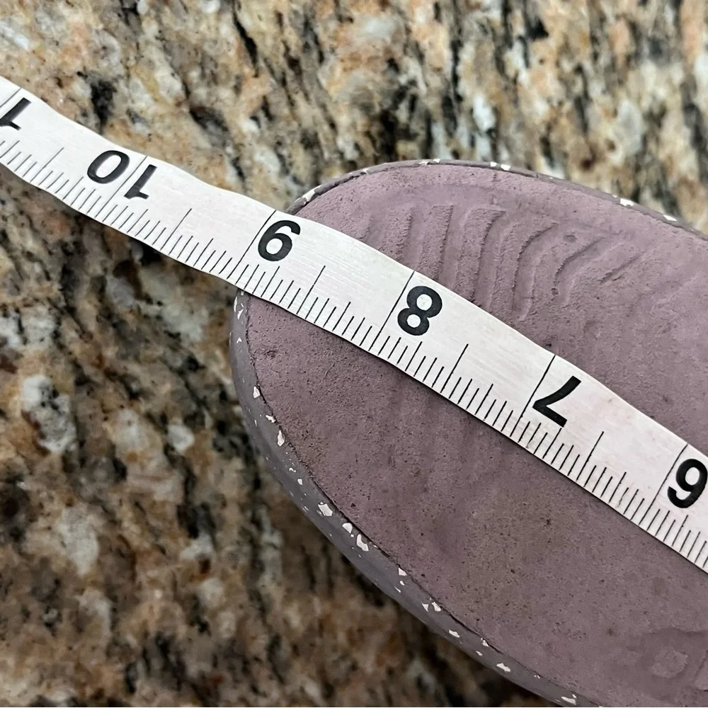 Native Shoes Mauve Slip On Sneakers J2 Kids Size 2 Lightweight Casual Shoes